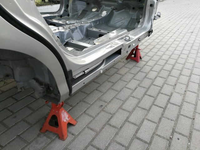 bontott FORD B-MAX Jobb Küszöb