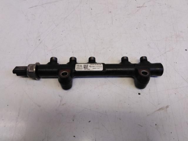 bontott FORD B-MAX Közösnyomócső