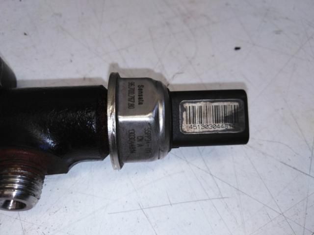 bontott FORD B-MAX Közösnyomócső