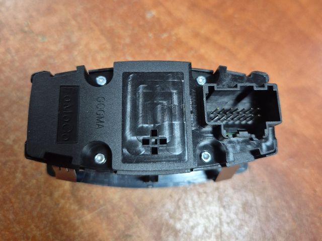 bontott FORD B-MAX Világítás Kapcsoló