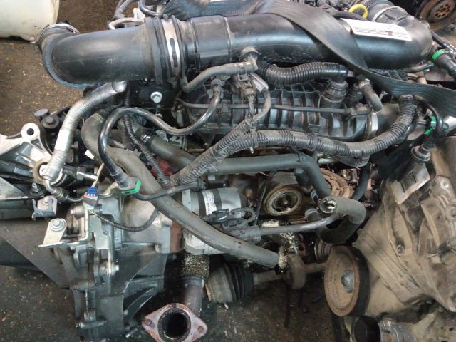 bontott FORD C-MAX II Önindító