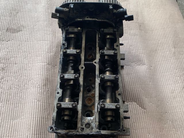 bontott FORD C-MAX II Hengerfej