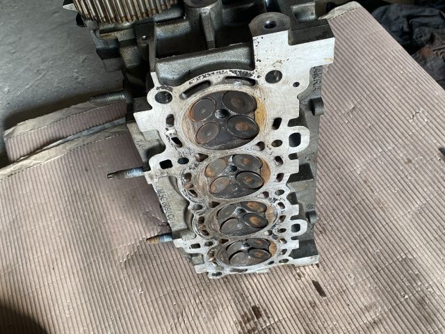 bontott FORD C-MAX II Hengerfej