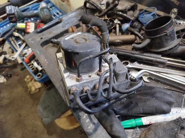 bontott FORD C-MAX II ABS Kocka