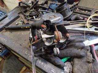 bontott FORD C-MAX II ABS Kocka