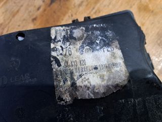 bontott FORD C-MAX II Biztosítéktábla Motortér