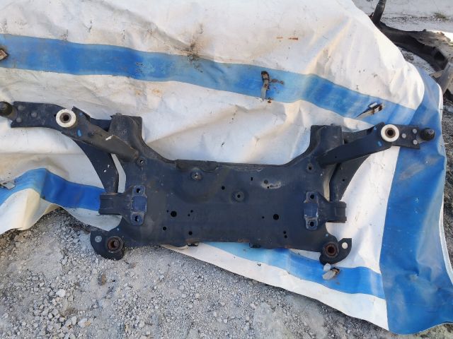 bontott FORD C-MAX II Első Bölcső