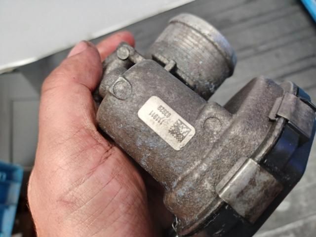 bontott FORD C-MAX II Fojtószelep (Elektromos)