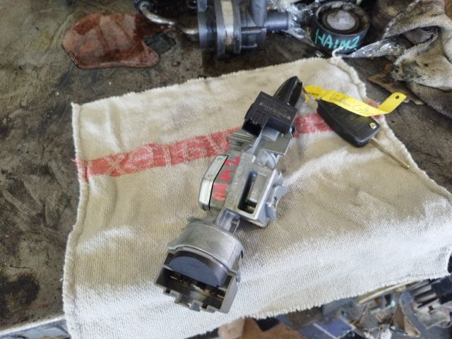 bontott FORD C-MAX II Gyújtáskapcsoló Házzal