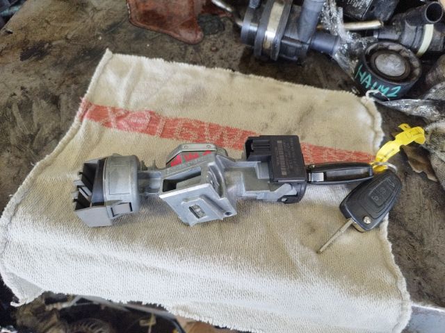 bontott FORD C-MAX II Gyújtáskapcsoló Házzal