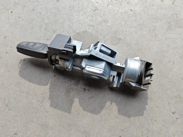 bontott FORD C-MAX II Gyújtáskapcsoló Házzal