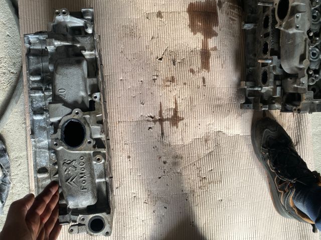 bontott FORD C-MAX II Hengerfej