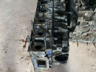 bontott FORD C-MAX II Hengerfej