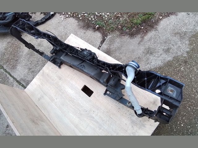 bontott FORD C-MAX II Homlokfal (Üres lemez)