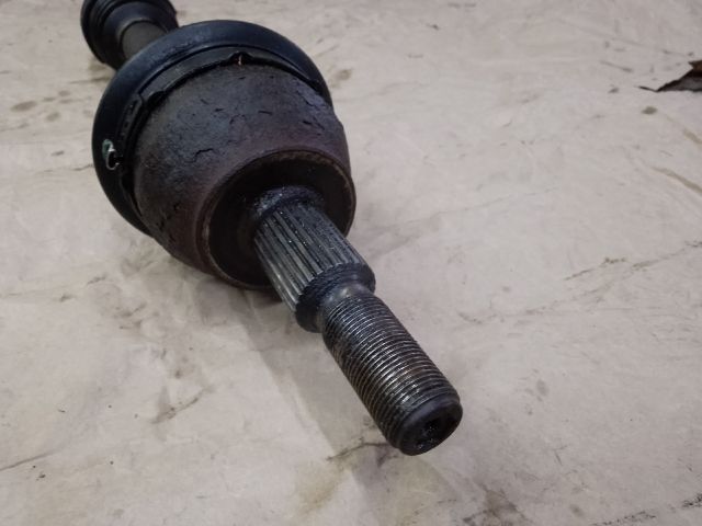 bontott FORD C-MAX II Jobb Féltengely