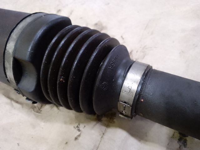 bontott FORD C-MAX II Jobb Féltengely