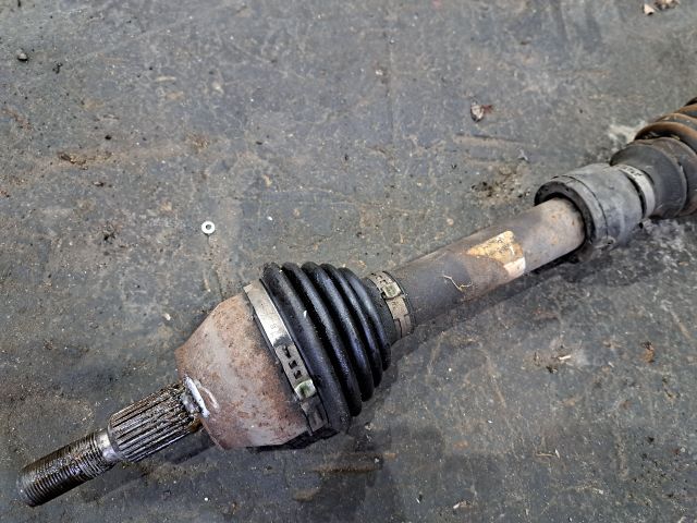 bontott FORD C-MAX II Jobb Féltengely