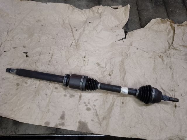 bontott FORD C-MAX II Jobb Féltengely