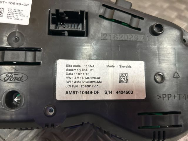 bontott FORD C-MAX II Kilométeróra