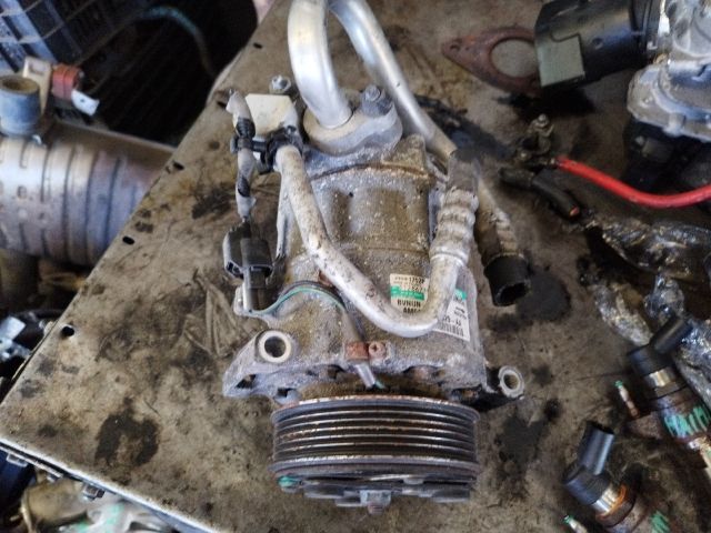 bontott FORD C-MAX II Klímakompresszor