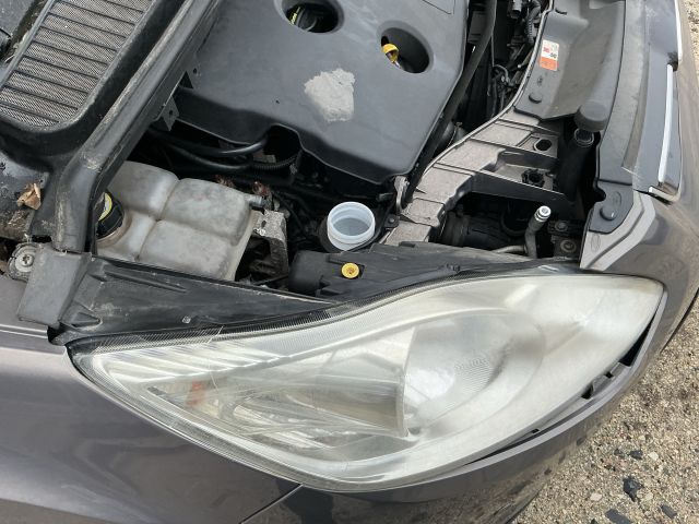 bontott FORD C-MAX II Komplett Homlokfal (Részeivel)