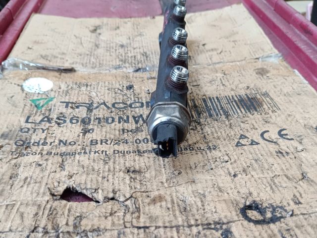 bontott FORD C-MAX II Közösnyomócső