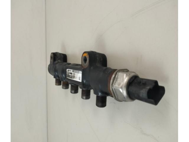 bontott FORD C-MAX II Közösnyomócső