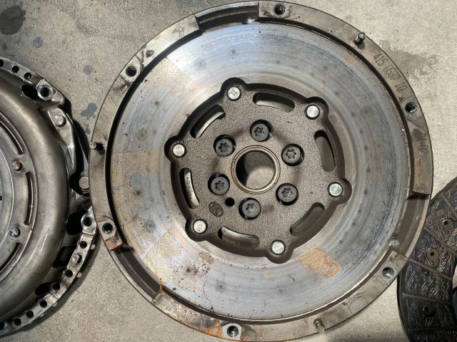 bontott FORD C-MAX II Kuplung Szett Lendkerékkel