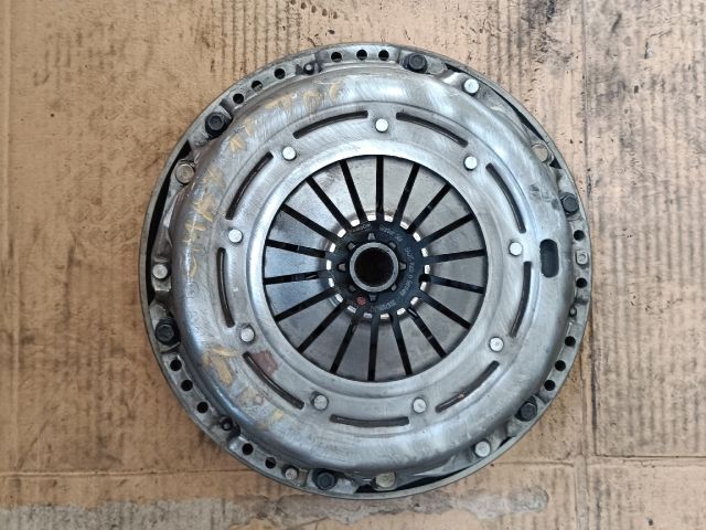 bontott FORD C-MAX II Kuplung Szett Lendkerékkel