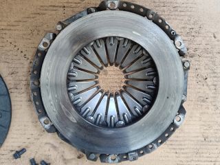 bontott FORD C-MAX II Kuplung Szett Lendkerékkel