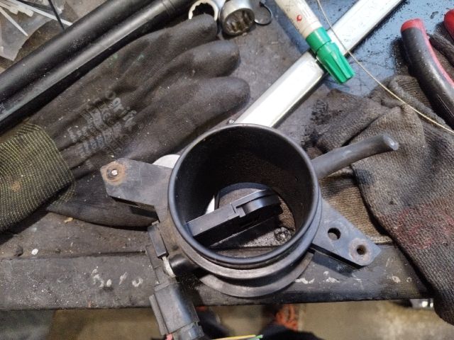 bontott FORD C-MAX II Légtömegmérő