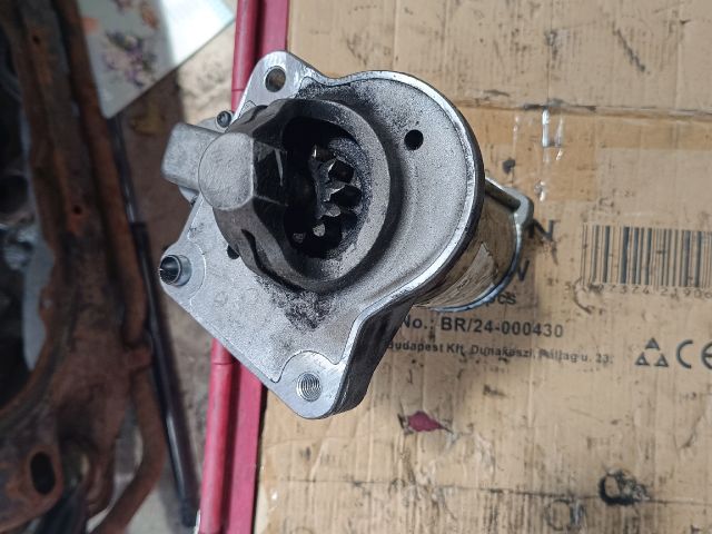 bontott FORD C-MAX II Önindító