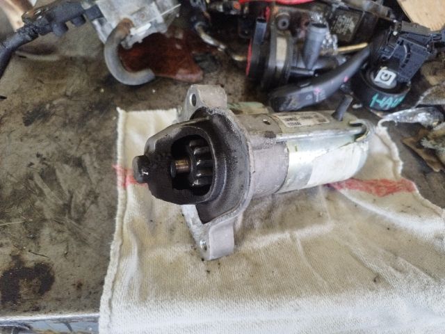 bontott FORD C-MAX II Önindító