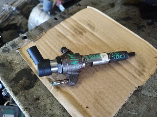 bontott FORD C-MAX II Porlasztó (1 db)