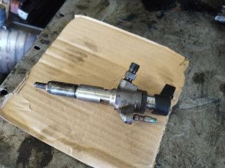 bontott FORD C-MAX II Porlasztó (1 db)