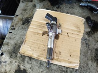 bontott FORD C-MAX II Porlasztó (1 db)