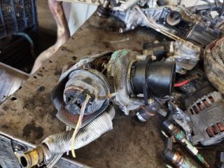 bontott FORD C-MAX II Turbó