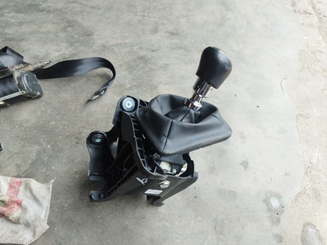 bontott FORD C-MAX II Váltókar (Mechanikus)