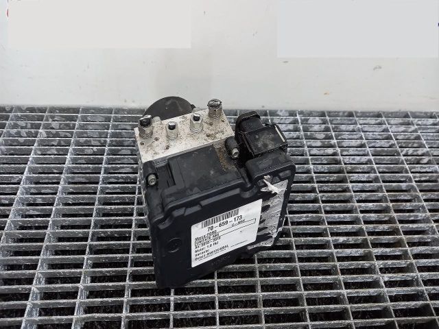 bontott FORD C-MAX II ABS Kocka