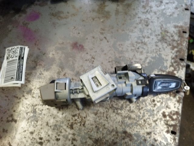 bontott FORD C-MAX II Gyújtáskapcsoló Házzal