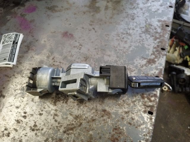 bontott FORD C-MAX II Gyújtáskapcsoló Házzal