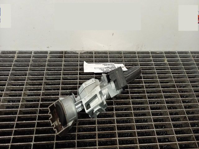 bontott FORD C-MAX II Gyújtáskapcsoló