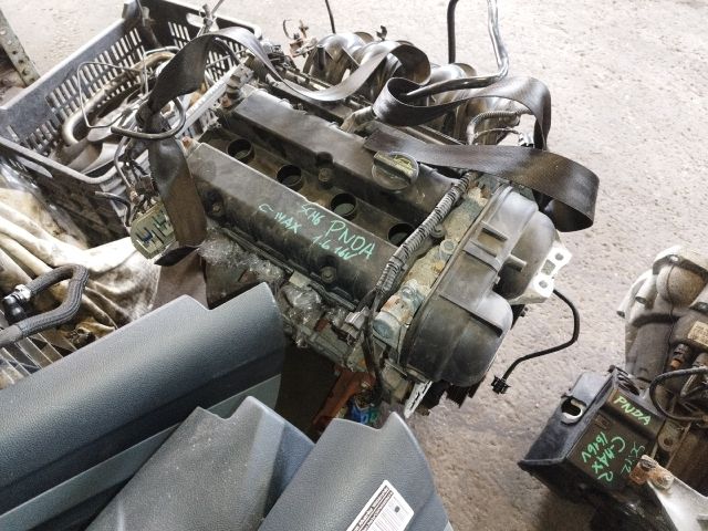 bontott FORD C-MAX II Motor (Fűzött blokk hengerfejjel)