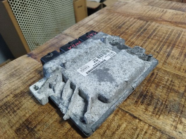 bontott FORD C-MAX II Motorvezérlő