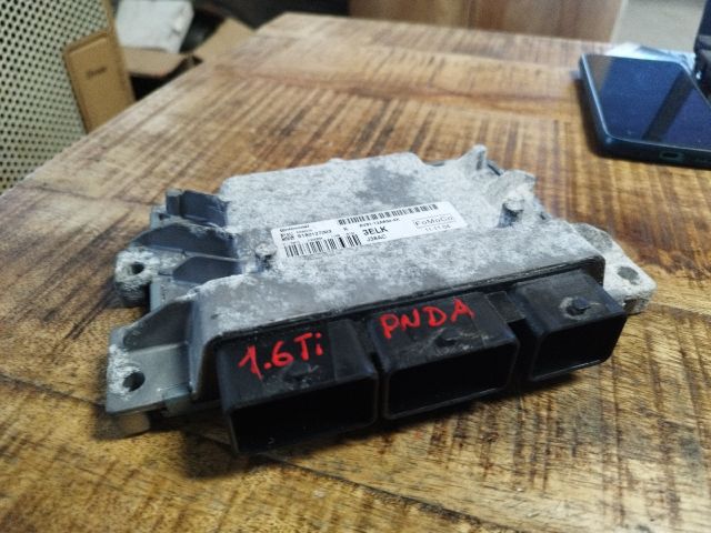 bontott FORD C-MAX II Motorvezérlő