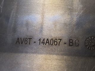 bontott FORD C-MAX II Biztosítéktábla Motortér