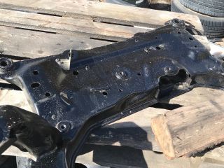 bontott FORD C-MAX II Első Bölcső