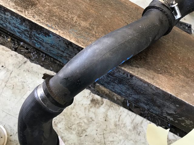 bontott FORD C-MAX II Légbeömlő Cső