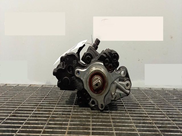 bontott FORD C-MAX II Nagynyomású Szivattyú