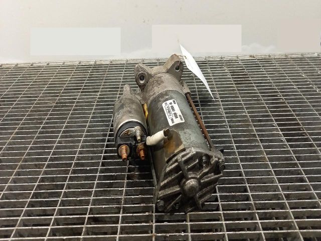 bontott FORD C-MAX II Önindító